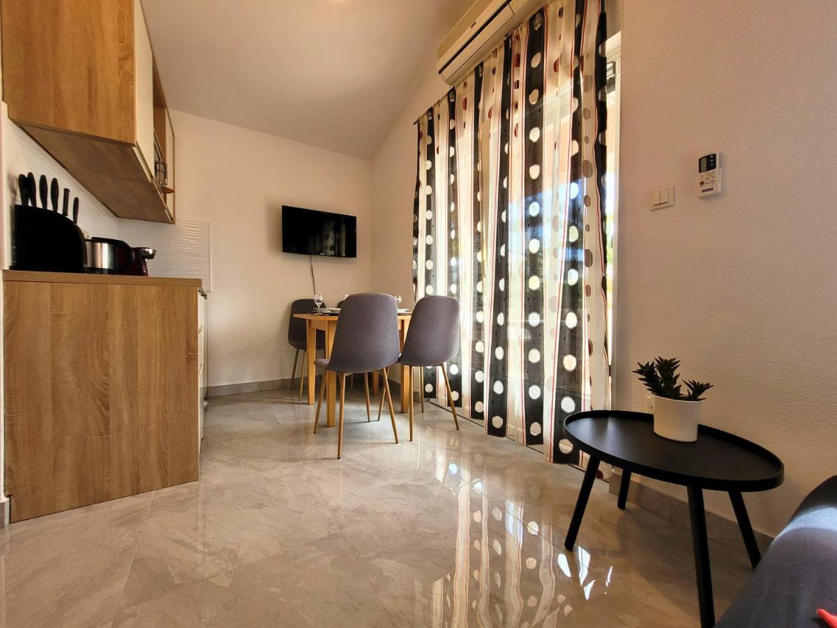 Apartment Jelena Vir Kültér fotó