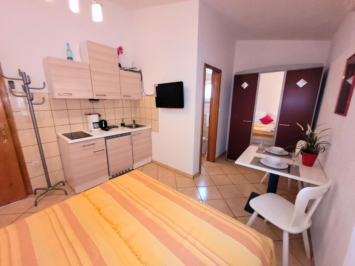 Apartment Jelena Vir Kültér fotó
